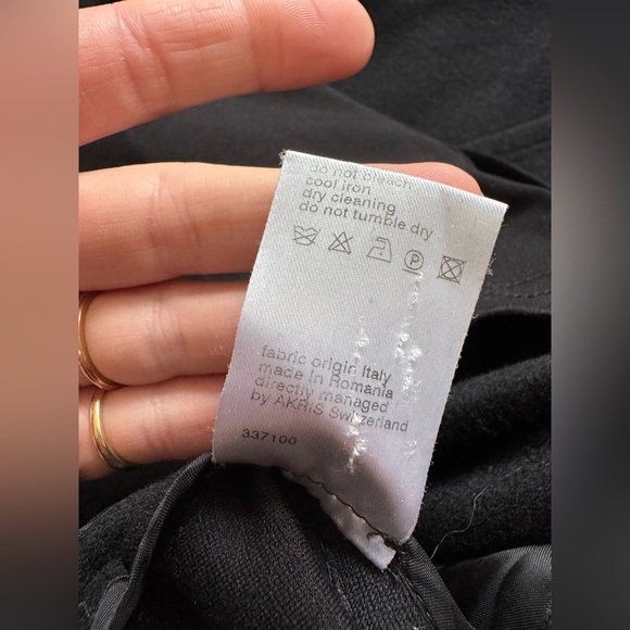 Akris Punto Wool Jacket - Picture 2 of 4